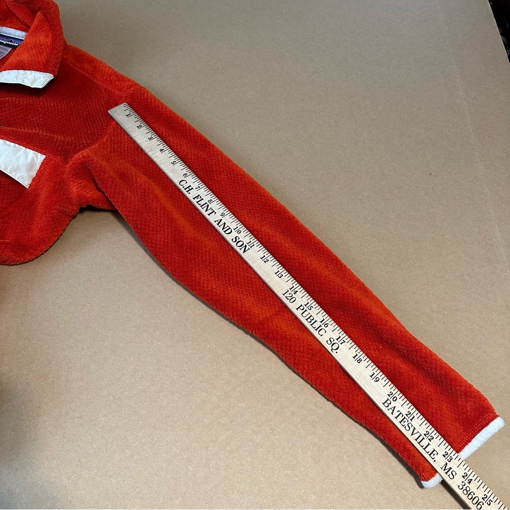 Patagonia Women Large Fleece Pullover Sweater - Picture 9 of 9
